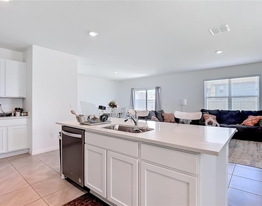 33327 Darley Dale Trail - Photo Thumbnail 14