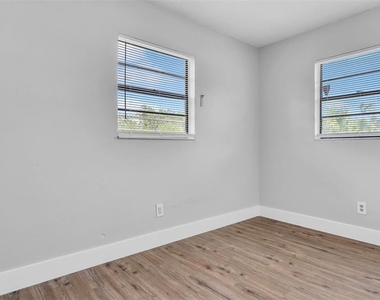 2551 26th Avenue S - Photo Thumbnail 17
