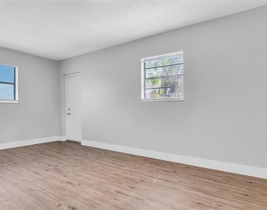 2551 26th Avenue S - Photo Thumbnail 11