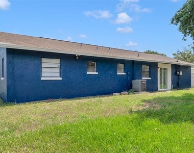2551 26th Avenue S - Photo Thumbnail 27