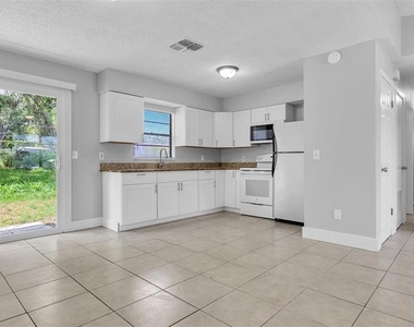 2551 26th Avenue S - Photo Thumbnail 8