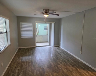 2939 Los Altos Drive - Photo Thumbnail 2