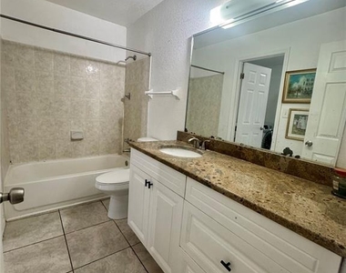 9201 Tudor Drive - Photo Thumbnail 10