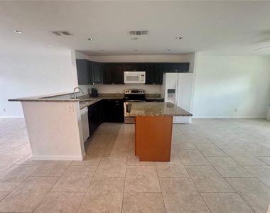 9201 Tudor Drive - Photo Thumbnail 4