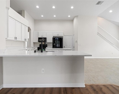 31421 Anniston Drive - Photo Thumbnail 11