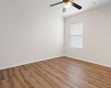 31421 Anniston Drive - Photo Thumbnail 22