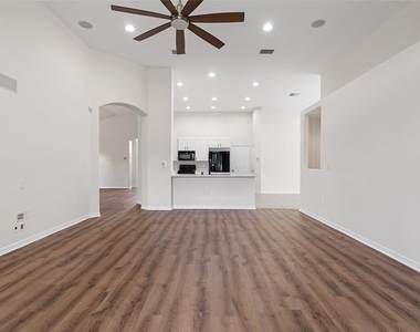 31421 Anniston Drive - Photo Thumbnail 13