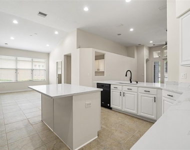 31421 Anniston Drive - Photo Thumbnail 12