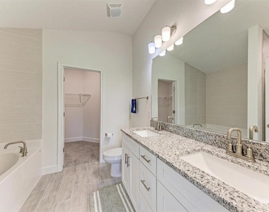 2680 Averland Loop - Photo Thumbnail 18