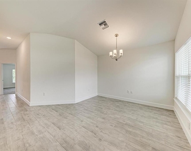 2680 Averland Loop - Photo Thumbnail 24