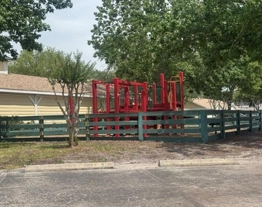 18448 Bridle Club Drive - Photo Thumbnail 22