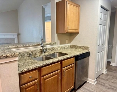 18448 Bridle Club Drive - Photo Thumbnail 7