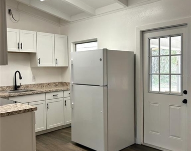 34798 Evergreen Way - Photo Thumbnail 4