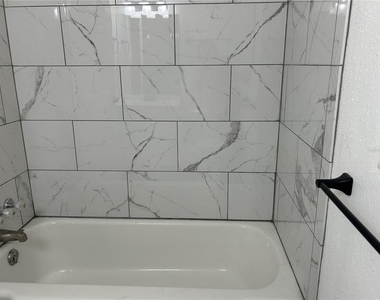 34798 Evergreen Way - Photo Thumbnail 16