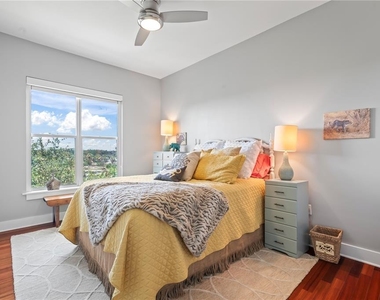 1501 Doyle Carlton Drive - Photo Thumbnail 15