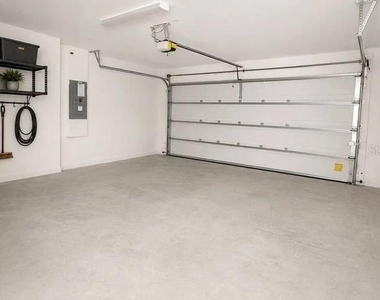 3417 Yarian Drive - Photo Thumbnail 17