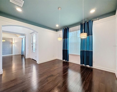 10701 Laurel Vista Way - Photo Thumbnail 12