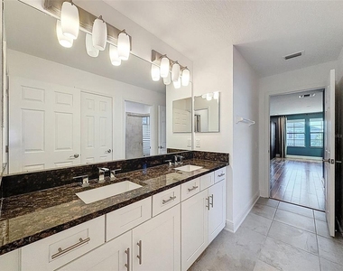 10701 Laurel Vista Way - Photo Thumbnail 71