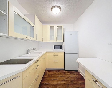 10701 Laurel Vista Way - Photo Thumbnail 86