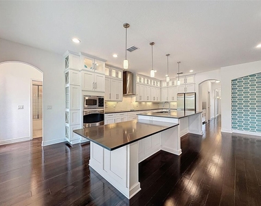 10701 Laurel Vista Way - Photo Thumbnail 27