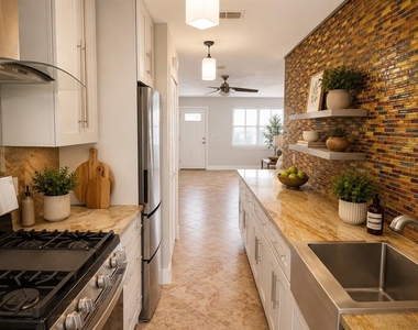 3128 59th Street S - Photo Thumbnail 5