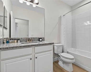 8128 Muddy Pines Place - Photo Thumbnail 24