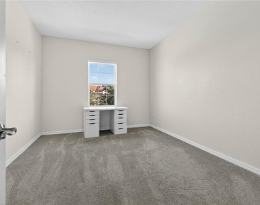 8128 Muddy Pines Place - Photo Thumbnail 23