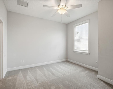 2411 W Fig Street - Photo Thumbnail 11