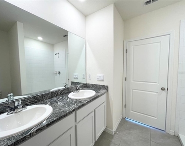 35759 Sunflower Hill Dr - Photo Thumbnail 32