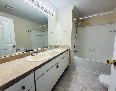 18557 Bridle Club Drive - Photo Thumbnail 19