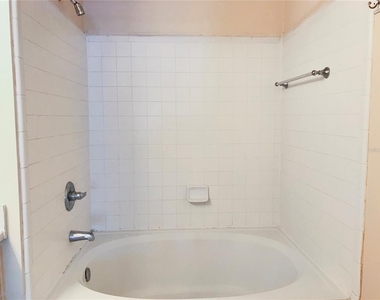 18557 Bridle Club Drive - Photo Thumbnail 20