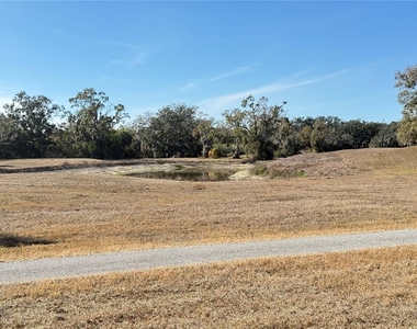 101 Cambridge Trail - Photo Thumbnail 18