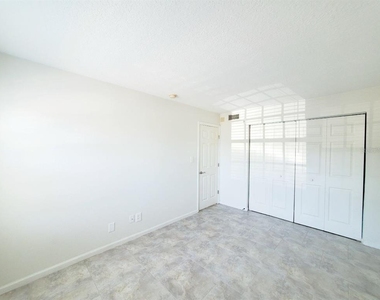 5111 Coquina Key Drive Se - Photo Thumbnail 15