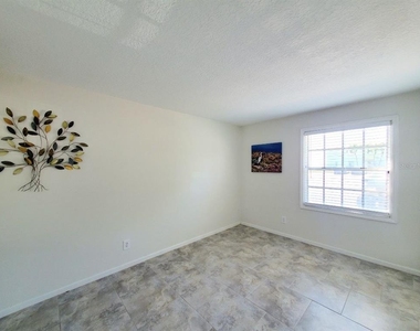 5111 Coquina Key Drive Se - Photo Thumbnail 13