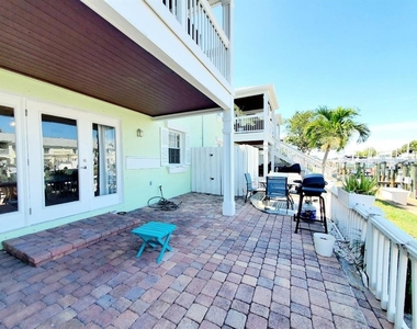 5111 Coquina Key Drive Se - Photo Thumbnail 20