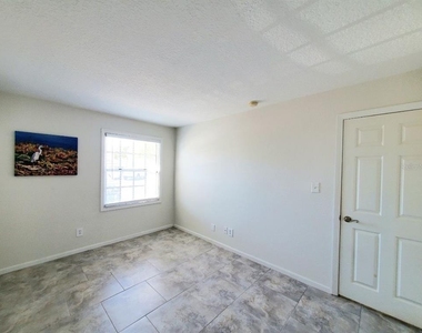5111 Coquina Key Drive Se - Photo Thumbnail 14