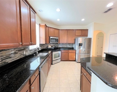 11544 Balintore Drive - Photo Thumbnail 10