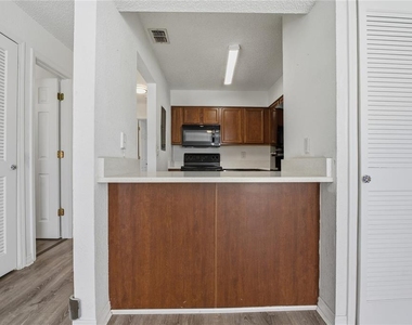 643 Haven Place - Photo Thumbnail 7