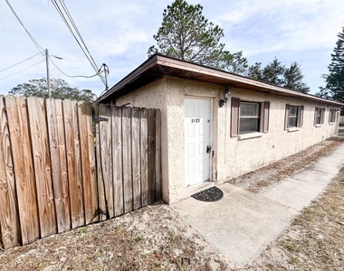 5723 Silver Spur Drive - Photo Thumbnail 3