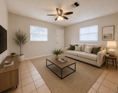 5723 Silver Spur Drive - Photo Thumbnail 2