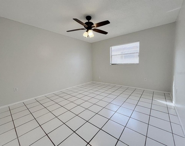 5723 Silver Spur Drive - Photo Thumbnail 11