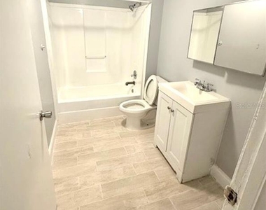 5228 Cherry Avenue - Photo Thumbnail 12