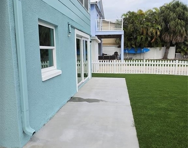 145 131 Avenue E - Photo Thumbnail 8