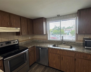 8601 Huron Court - Photo Thumbnail 1
