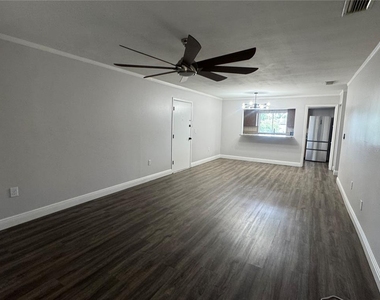 8601 Huron Court - Photo Thumbnail 4