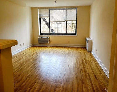 1570 1st Avenue - Photo Thumbnail 1