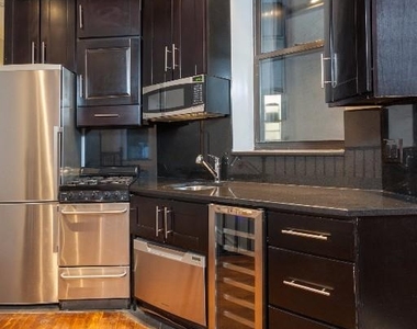 248 MOTT ST. - Photo Thumbnail 4