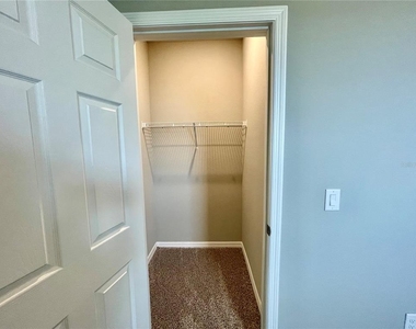 934 Legacy Winds Way - Photo Thumbnail 19