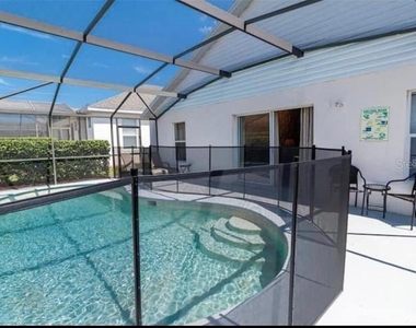8121 Fan Palm Way - Photo Thumbnail 7