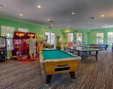 8121 Fan Palm Way - Photo Thumbnail 41